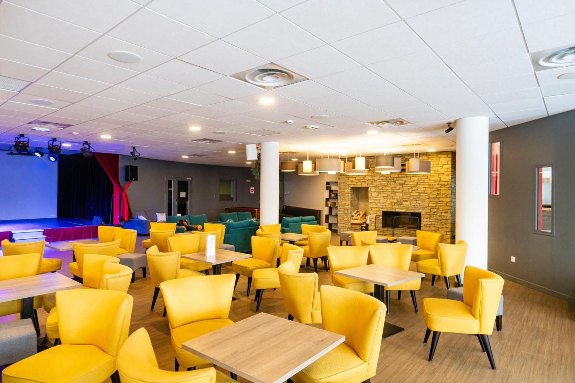 Villages Clubs Du Soleil - Oz En Oisans Oz Εξωτερικό φωτογραφία